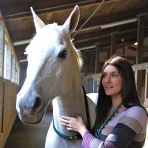 Meet your Posher, Courtney